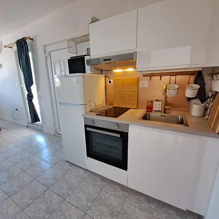 Rosana Apartman Nečujam