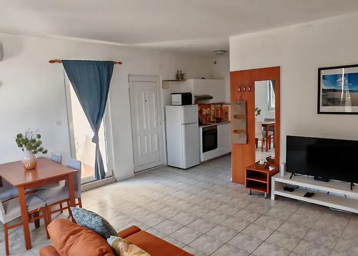 Rosana * Nečujam